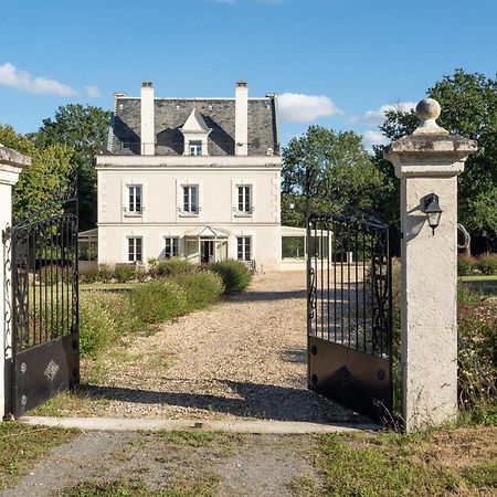 مبيت وإفطار La Vernelle Manoir Du Val Fouzon - Beauval المظهر الخارجي الصورة