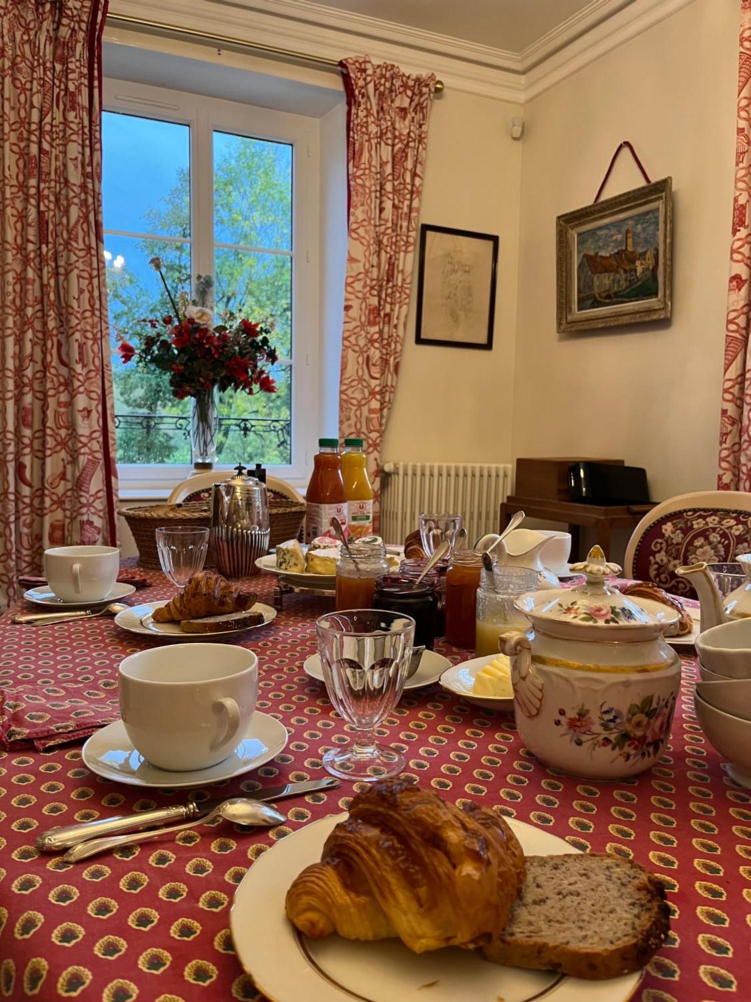 مبيت وإفطار La Vernelle Manoir Du Val Fouzon - Beauval المظهر الخارجي الصورة
