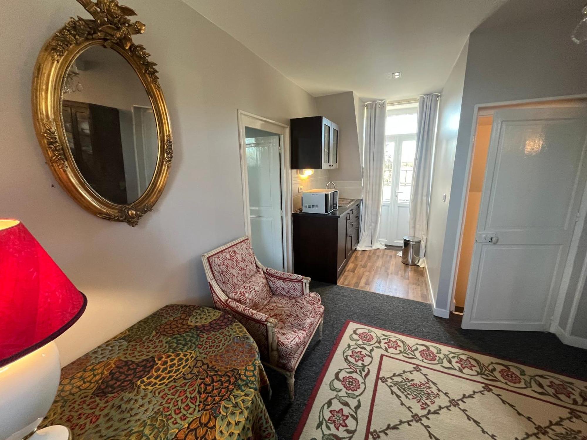 مبيت وإفطار La Vernelle Manoir Du Val Fouzon - Beauval المظهر الخارجي الصورة